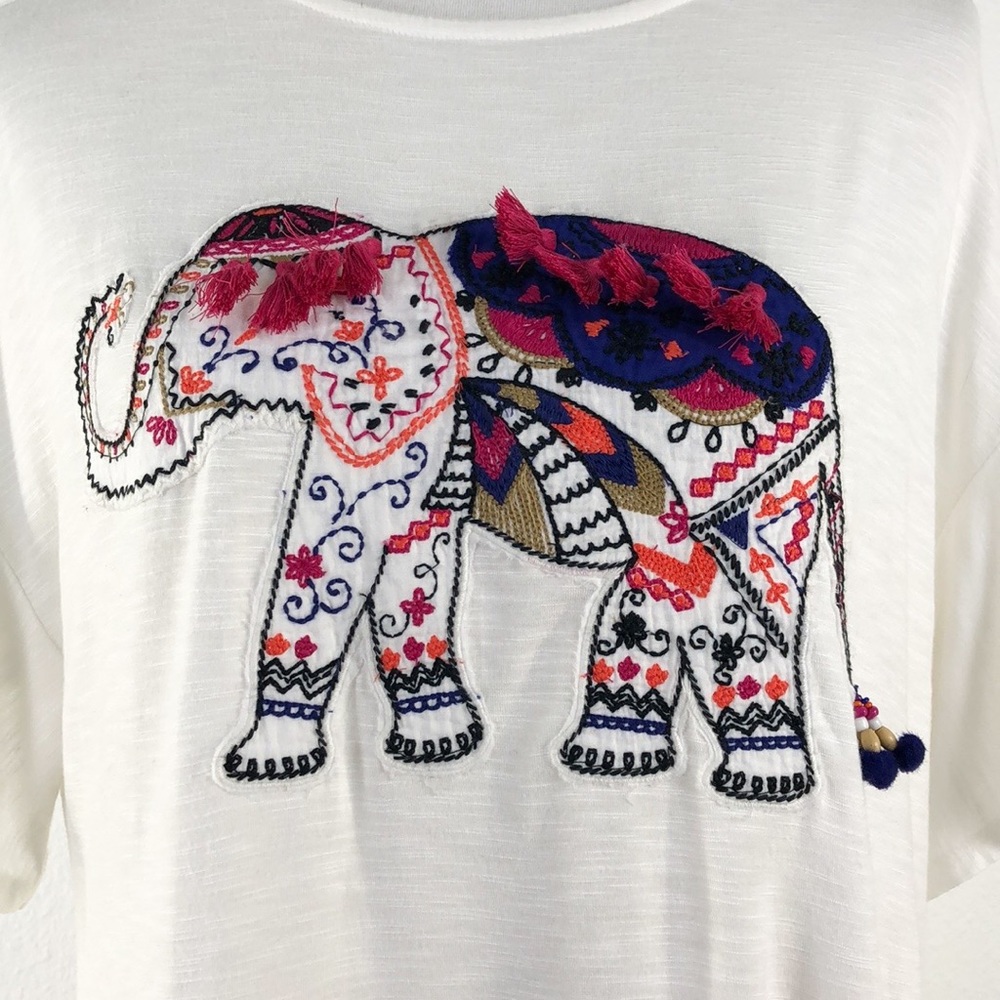Ruby Rd. White Embroidered Elephant Flutter Sleeve - image 2